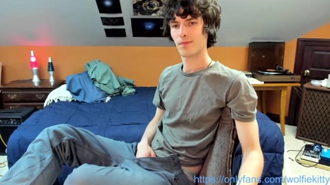 wolfiekitty  03-06-2022